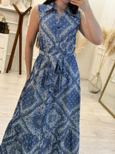 Cargar imagen en el visor de la galería, ANITTA - Maxi vestido azul estampado boho