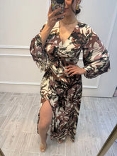 Cargar imagen en el visor de la galería, ADORA - Maxi vestido estampado multicolor