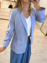 Cargar imagen en el visor de la galería, CHELY - Blazer azul