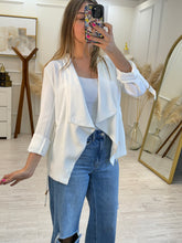 Cargar imagen en el visor de la galería, MARILU - Blazer blanco