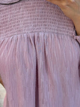 Cargar imagen en el visor de la galería, NIVEA - Blusa rosa
