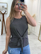 Cargar imagen en el visor de la galería, LACEY - Blusa negra rayas