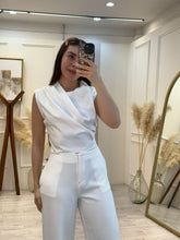 Cargar imagen en el visor de la galería, AVELINE - Blusa blanca