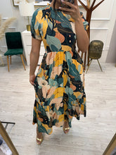 Cargar imagen en el visor de la galería, BELLA - Maxi vestido hojas