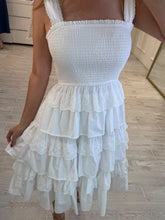 Cargar imagen en el visor de la galería, BERNARDA - Vestido midi blanco