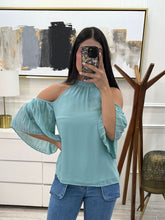 Cargar imagen en el visor de la galería, CASIMIRA - Blusa verde menta