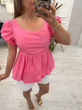Cargar imagen en el visor de la galería, SUSAN - Blusa rosa