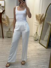 Cargar imagen en el visor de la galería, FIAMA - Pantalon blanco