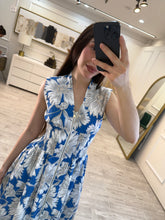 Cargar imagen en el visor de la galería, ILSE - Maxi vestido azul floral