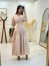 Cargar imagen en el visor de la galería, AMREN - Maxi vestido camel