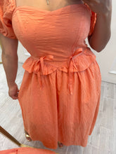 Cargar imagen en el visor de la galería, KARINA - Vestido midi naranja