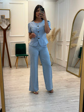 Cargar imagen en el visor de la galería, KIMBERLY - Set blusa y pantalon azul