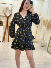Cargar imagen en el visor de la galería, SHERYL - Vestido corto negro felinos