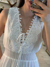 Cargar imagen en el visor de la galería, DRESDEN - Maxi vestido blanco sin mangas