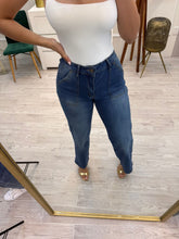 Cargar imagen en el visor de la galería, LORAIN - Jeans denim
