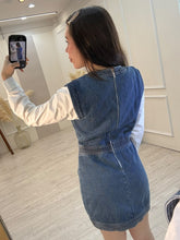 Cargar imagen en el visor de la galería, CELANDINE - Vestido denim manga larga