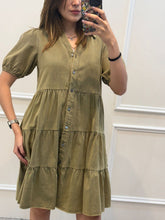 Cargar imagen en el visor de la galería, NEVELIA - Vestido corto olivo