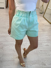 Cargar imagen en el visor de la galería, SORAYA - Short menta