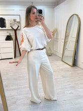 Cargar imagen en el visor de la galería, NIRVANA - Set pantalon y blusa detalle en mangas