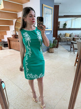 Cargar imagen en el visor de la galería, CANDELA - Vestido corto verde palmas