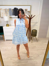 Cargar imagen en el visor de la galería, FIORENZA - Vestido corto azul mariposas