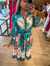 Cargar imagen en el visor de la galería, ZINNIA - Vestido midi azul estampado