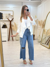 Cargar imagen en el visor de la galería, MARILU - Blazer blanco