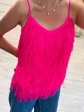 Cargar imagen en el visor de la galería, MONET - Blusa fucsia flecos