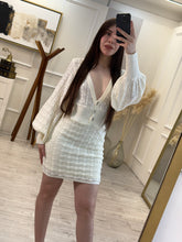 Cargar imagen en el visor de la galería, ONDINA - Vestido avena