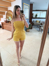 Cargar imagen en el visor de la galería, BRANDIE - Jumper amarillo tirantes