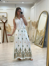 Cargar imagen en el visor de la galería, GRETA - Set pantalon y blusa hueso estampado