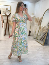 Cargar imagen en el visor de la galería, GWEN - Maxi vestido estampado verde