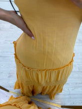 Cargar imagen en el visor de la galería, SERAFINA - Maxi vestido tirantes amarillo