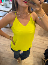 Cargar imagen en el visor de la galería, ROCIO - Blusa amarilla