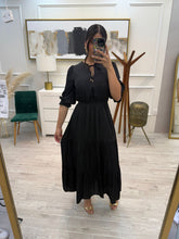 Cargar imagen en el visor de la galería, ELARA - Maxi vestido negro