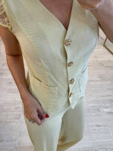 Cargar imagen en el visor de la galería, LUCERO - Set blusa y pantalon