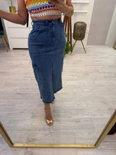 Cargar imagen en el visor de la galería, ROSAURA - Falda azul denim