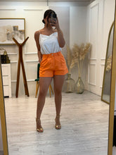 Cargar imagen en el visor de la galería, NOA - Short naranja