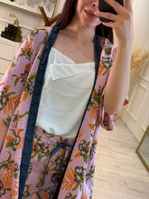 Cargar imagen en el visor de la galería, KITZIA - Set pantalón rosa estampado tropical