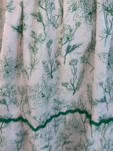 Cargar imagen en el visor de la galería, CANDELA - Falda blanca estampado verde