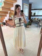 Cargar imagen en el visor de la galería, DONATELLA - Maxi vestido avena tirantes