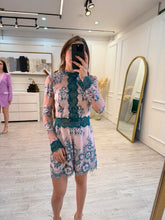 Cargar imagen en el visor de la galería, ALTHEA - Jumper con detalles verdes