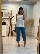 Cargar imagen en el visor de la galería, VALERIE - Blusa blanca