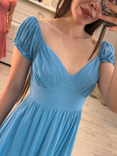 Cargar imagen en el visor de la galería, DOMINGA - Maxi vestido azul