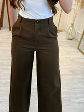 Cargar imagen en el visor de la galería, ISADORA - Pantalon cafe