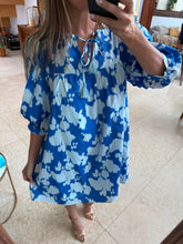 Cargar imagen en el visor de la galería, AMAIA - Vestido corto azul con blanco
