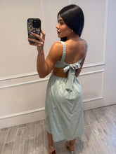 Cargar imagen en el visor de la galería, AMERICA - Vestido midi verde