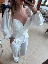 Cargar imagen en el visor de la galería, ALIYAH - Set blusa y pantalon blanco