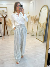 Cargar imagen en el visor de la galería, LUDMILA - Pantalon rayas