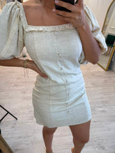 Cargar imagen en el visor de la galería, BIANCA - Vestido corto arena tirantes